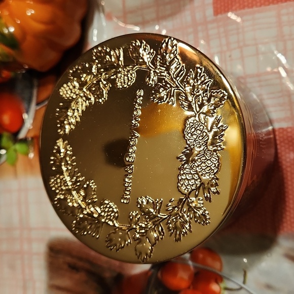 - NWT BRIGHT CHRISTMAS MORNING 🎄 - Picture 3 of 4